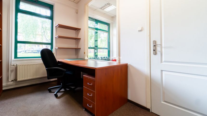 Lokal usługowy w centrum zabudowy mieszkaniowej! miniaturka 8