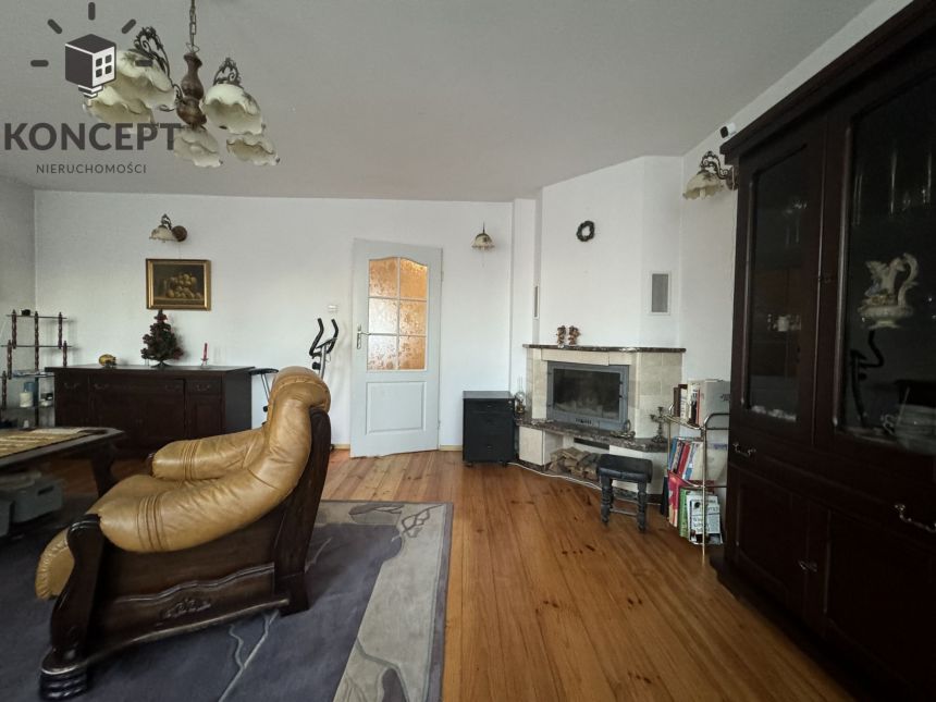 Dom w zabudowie bliźniaczej z pięknym ogrodem miniaturka 3