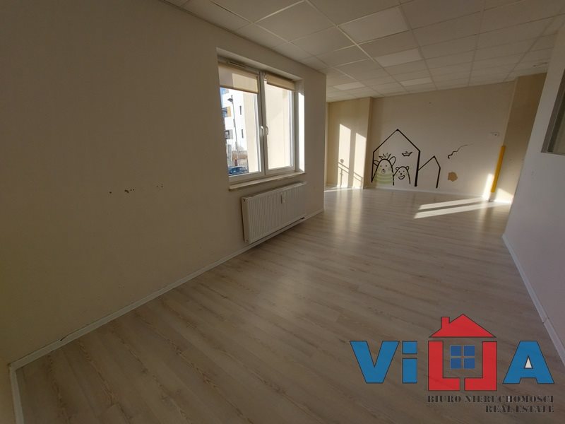 LOKAL Z DUŻYMI MOŻLIWOŚCIAMI ARANŻACYJNYMI miniaturka 9