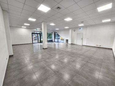 Lokal / Rondo Matecznego / własny parking / 190 m2