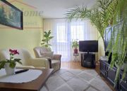 Przestronne, w pełnym rozkładzie 3 pok z balkonem. miniaturka 1