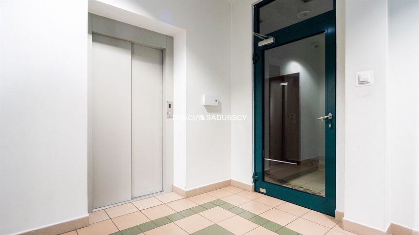 komfortowe biuro 90 m² dla firm miniaturka 19