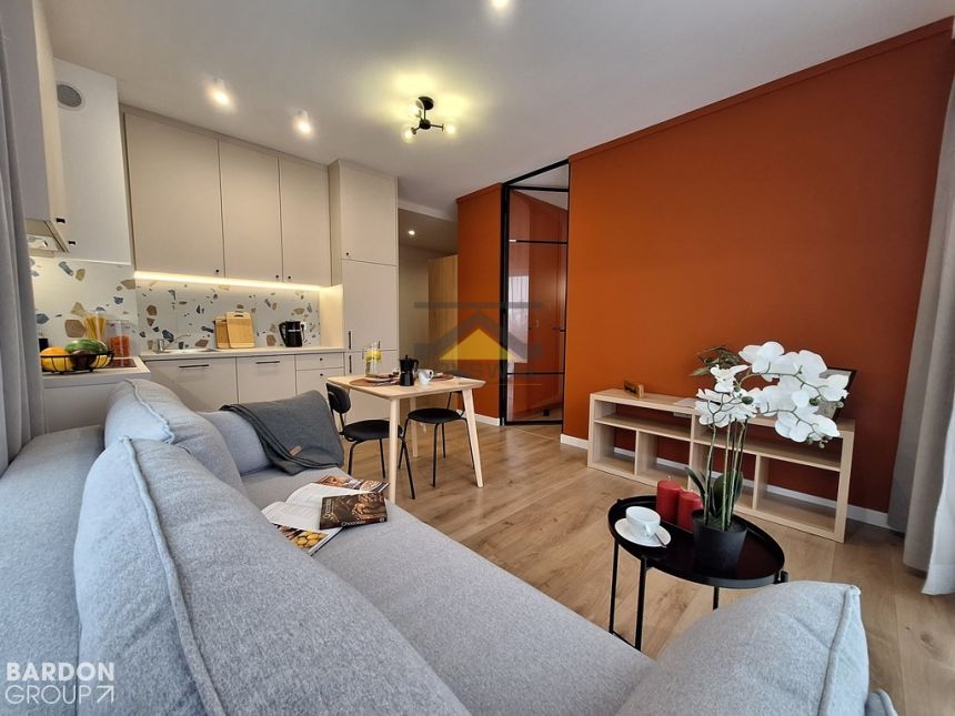 Apartament w centrum miasta z dużym tarasem! miniaturka 15