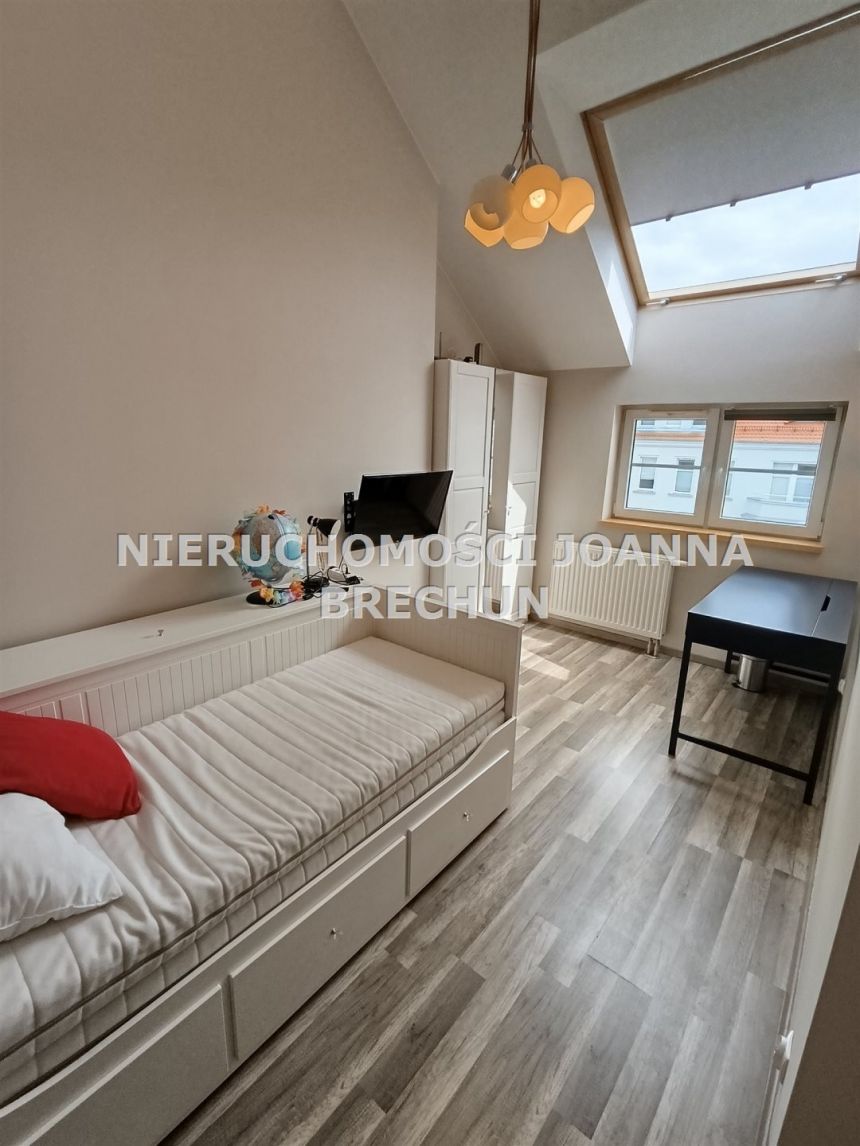 ul. Gliniana / miejsce postojowe miniaturka 22