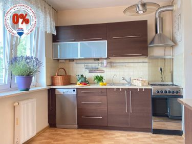 Mieszkanie z dużym balkonem w dobrej lokalizacji