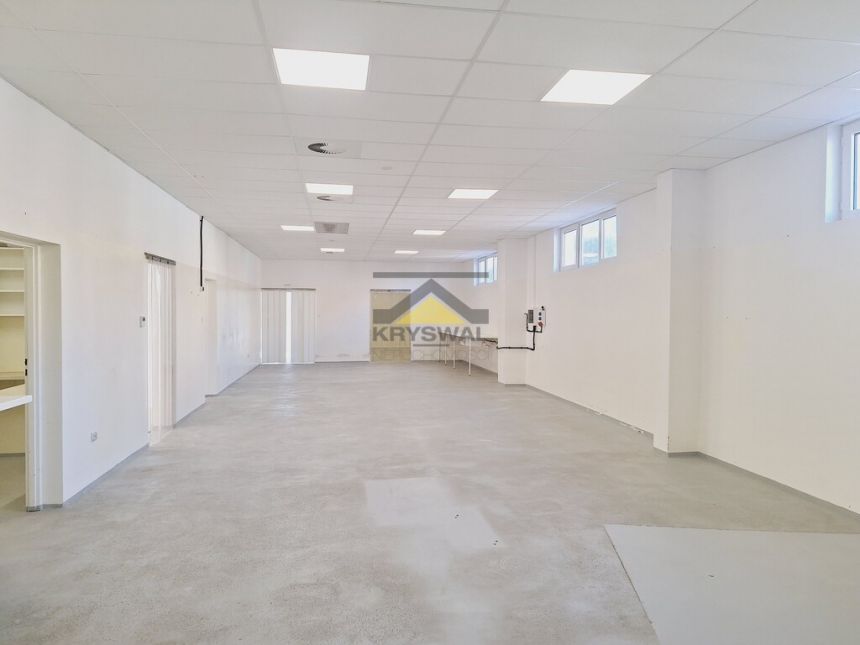 Jedyna taka Hala Produkcyjno Magazynowa w Centrum miniaturka 14