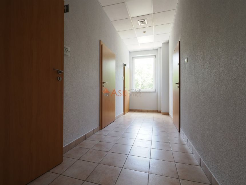 Wrocław Krzyki, 24 420 zł, 407 m2, do wprowadzenia miniaturka 10