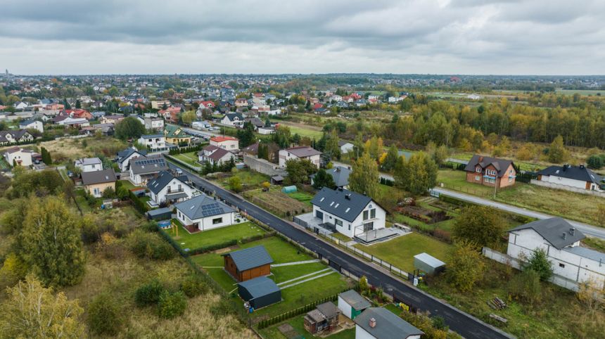 6 pokojowy, elegancki dom w Malczewie - Radom miniaturka 3