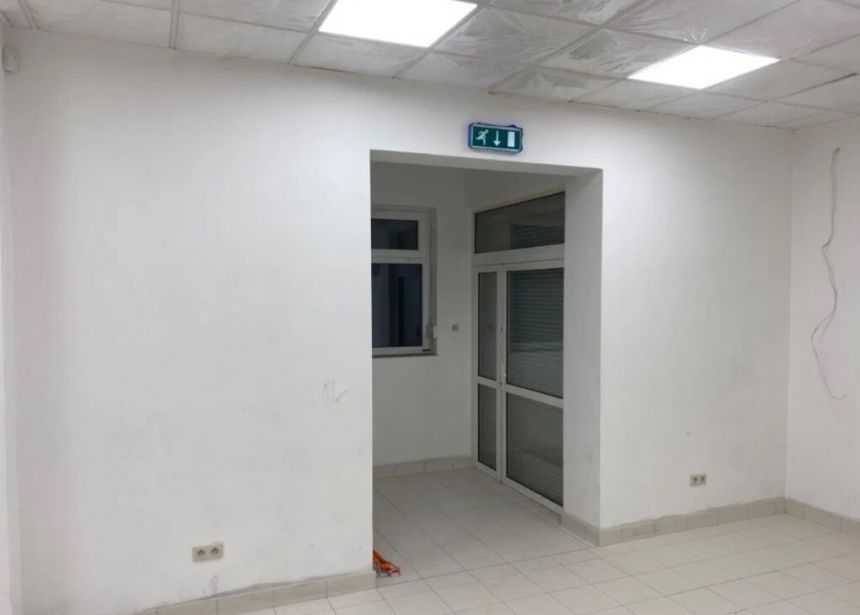 Lokal handlowo-usługowy – 252 m² + działka 1600 m² miniaturka 2