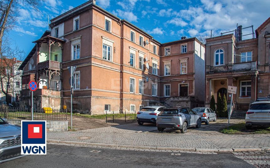 Bolesławiec, 459 000 zł, 84.1 m2, do remontu - zdjęcie 1