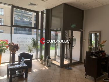 Lokal 57 m2 w Śródmieściu do wynajmu
