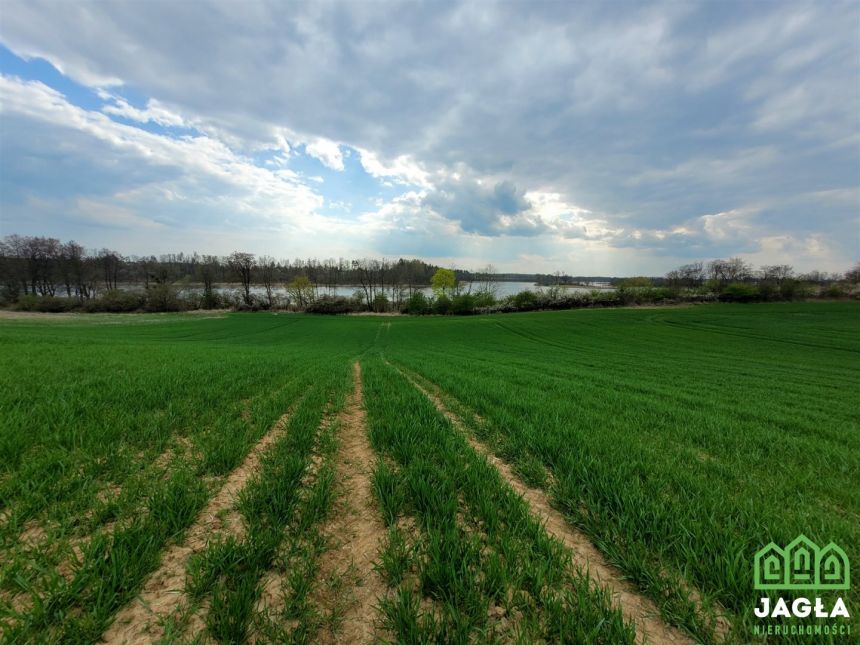 Działka nad jeziorem warunki zabudowy 10 700 m2 miniaturka 3