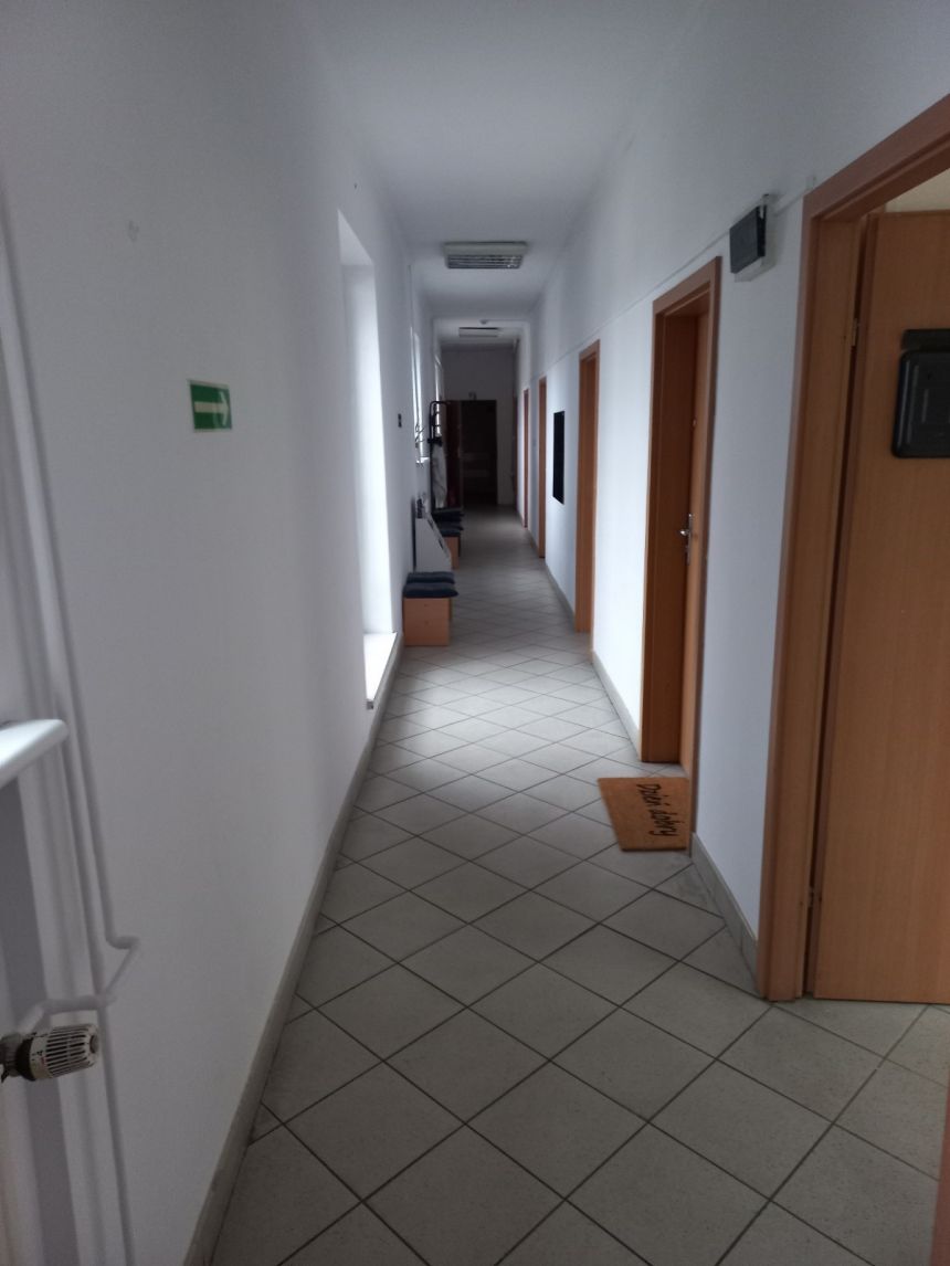 Sławno, ul. Marii Curie-Skłodowskiej 1 - WYNAJEM. miniaturka 5