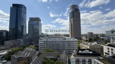 KROCHMALNA 61 - KLIMATYZOWANY APARTAMENT 11 PIĘTRO
