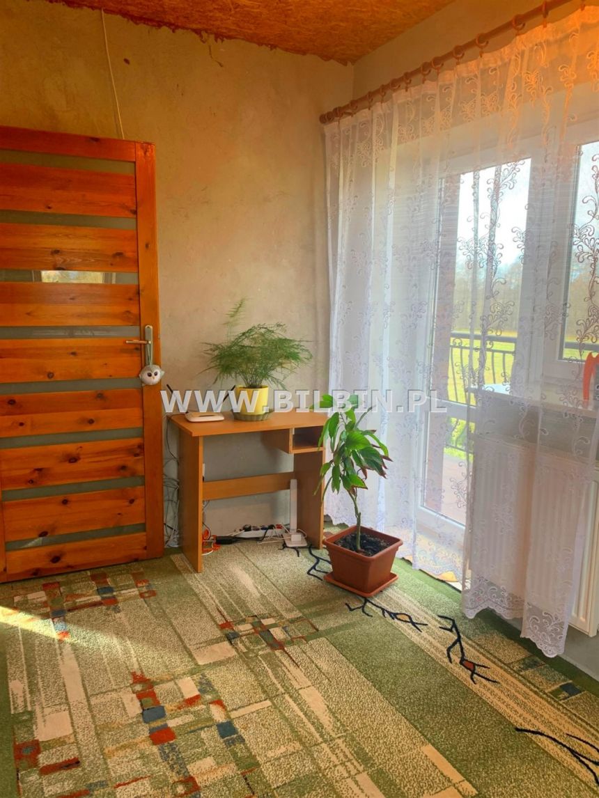 Atrakcyjny dom z dużą działką 2,5 ha obok miasta ! miniaturka 32