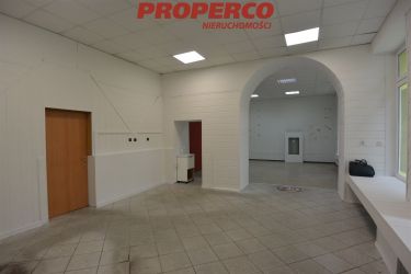 Lokal handlowo - usługowy pow. 94 m2, Starachowice