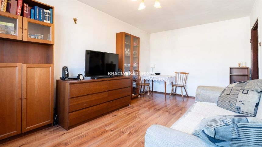 4 pokoje 15 min spacerem od Galerii Krakowskiej miniaturka 8