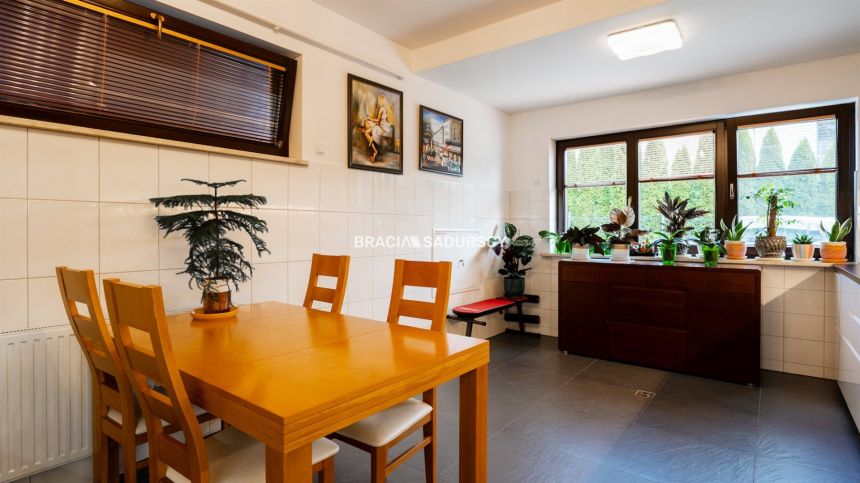 Centrum, Pychowice, zielona okolica, dom 7 pokoi miniaturka 16