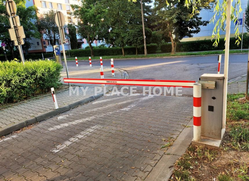 3 pokojowe mieszkanie  z parkingiem przy Wawelu miniaturka 8