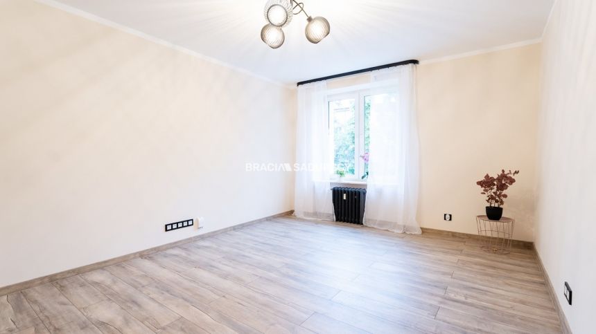 Świetna Lokalizacja,Mieszkanie po Remoncie Skawina miniaturka 10