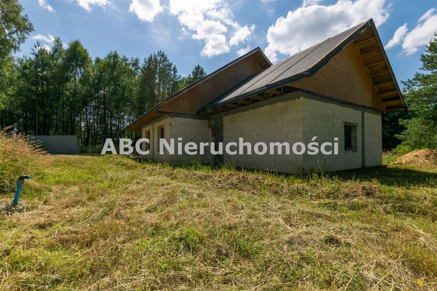 Skórka, 340 000 zł, 161.2 m2, aneks kuchenny połączony z salonem miniaturka 4