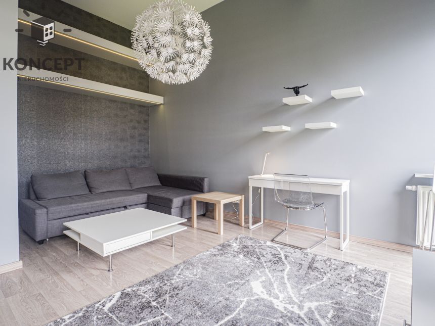 Kawalerka z antresolą | Balkon | Ogród Botaniczny miniaturka 5