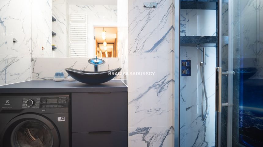 Luksusowy Loft z Domowym SPA – Kraków, Złocień miniaturka 13