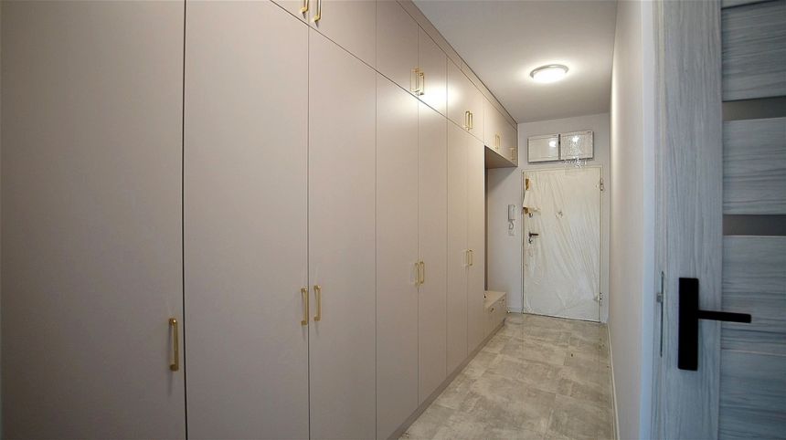 Wynajem apartament 76m2. 3 pokoje z tarasem miniaturka 11