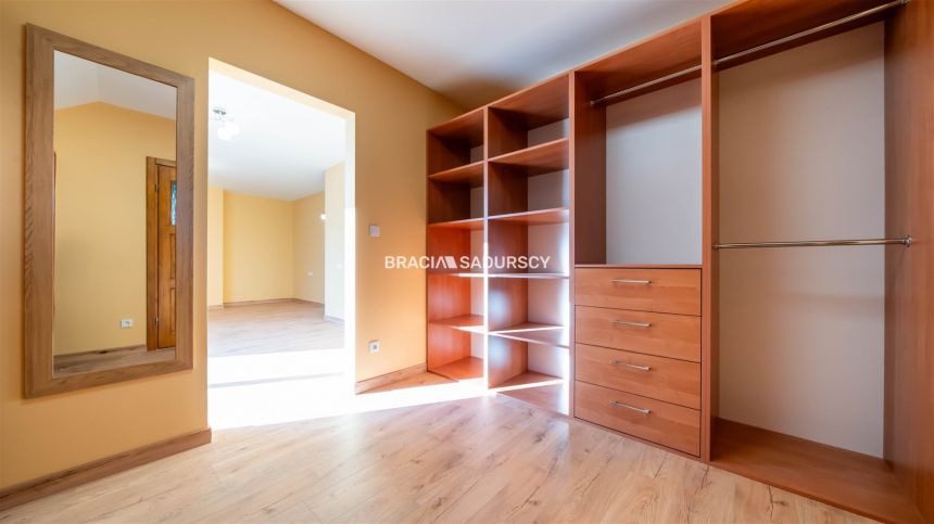 Wysoki Standard, 220 m2, 4,5 arowa dzaiłka, NOWY miniaturka 20