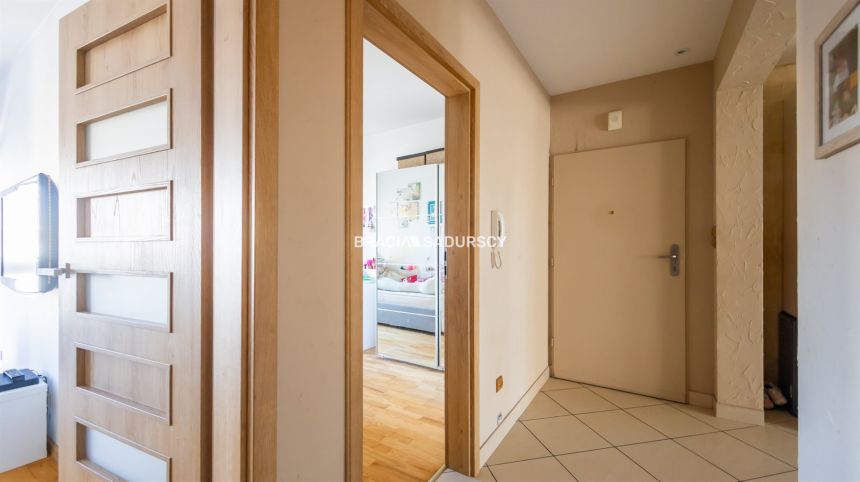 Nowoczesny salon 40m2/2balkony/garaz/piwnica miniaturka 23