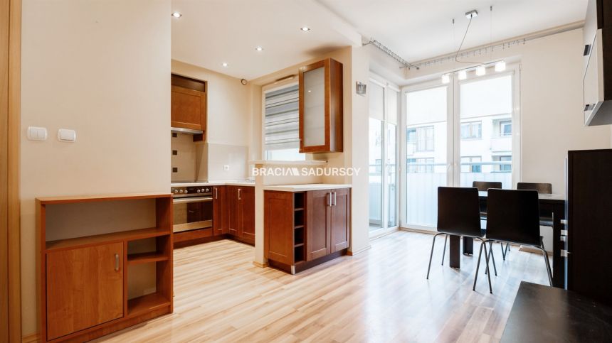 Dębniki, 2 pok., balkon, gotowe do zamieszkania miniaturka 6