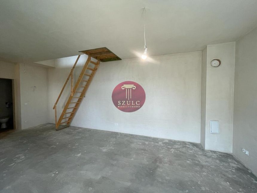 Segment w kameralnej okolicy z ogródkiem miniaturka 6