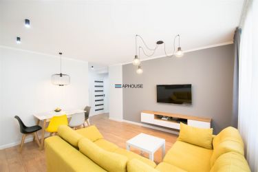 3 pokojowe mieszkanie w okolicy ul. Rakowickiej