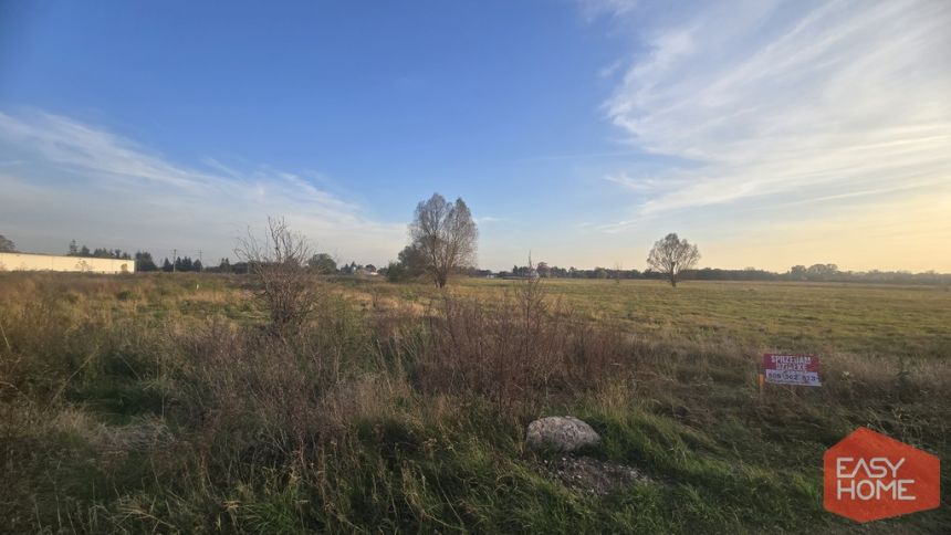 Działki budowlane pod zabudowę mieszkaniową miniaturka 2