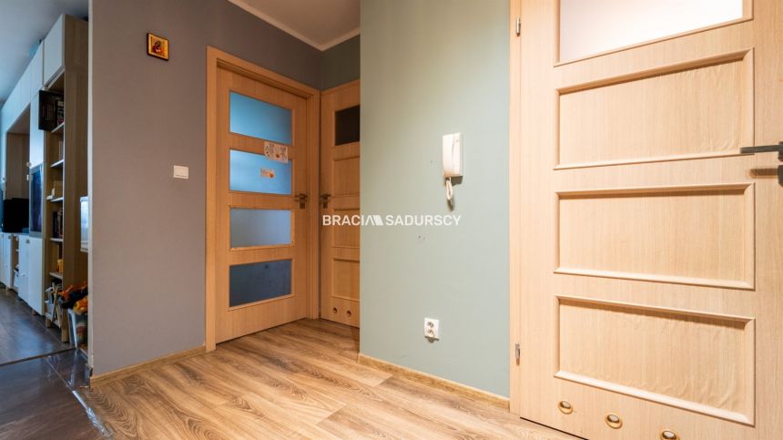 52m2 z miejscem postojowym | 3 pokoje | Łęg miniaturka 15