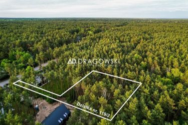 Działka pod dom w piękniej okolicy otoczona lesem