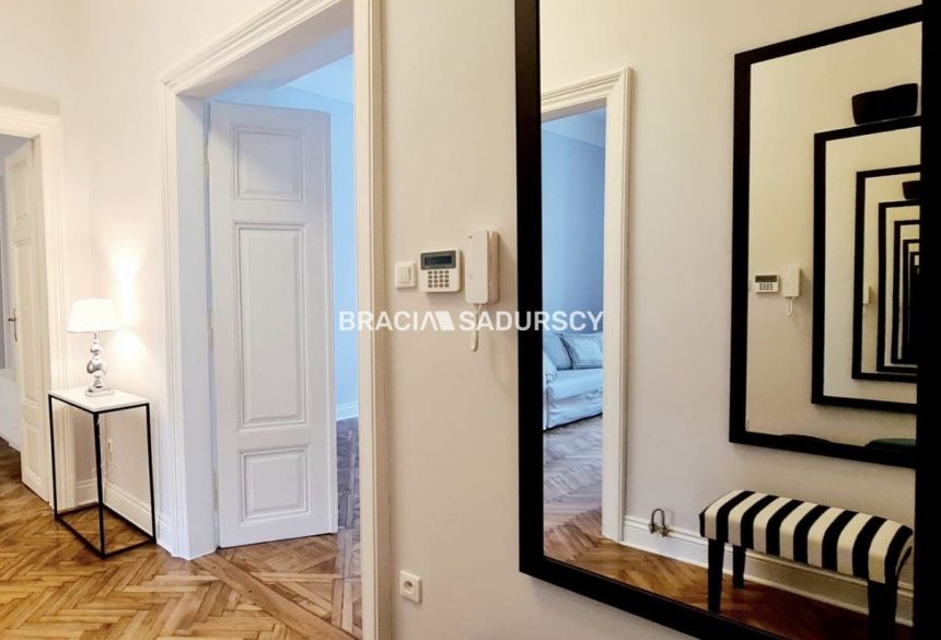 Wyjątkowy apartament w sercu Krakowa! miniaturka 5