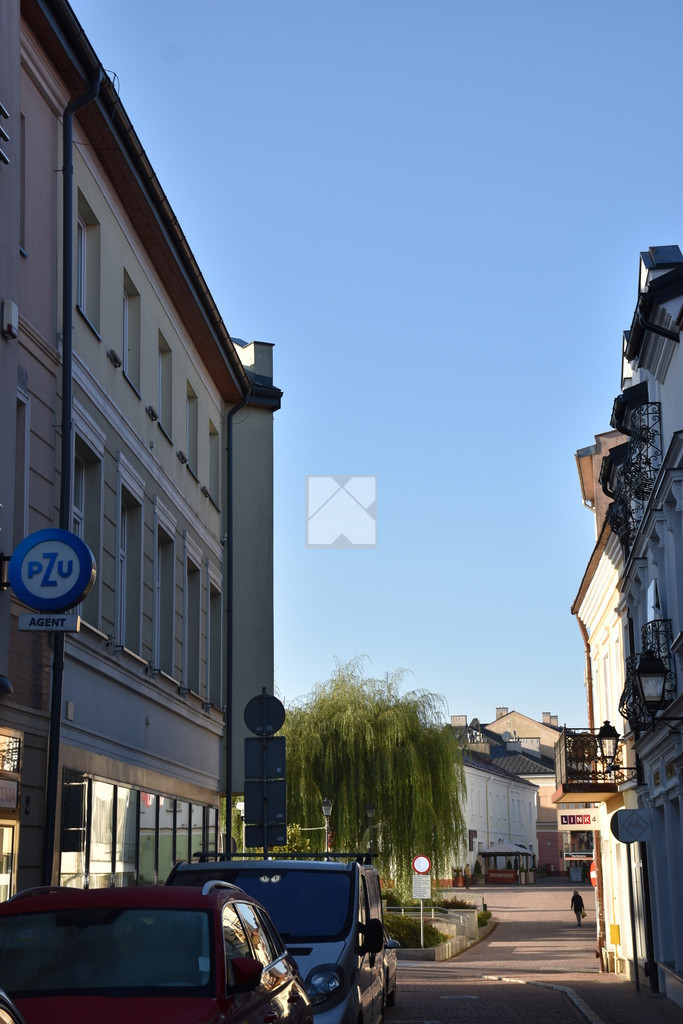 Kamienica w centrum Sanockiego Rynku ul.Cerkiewna miniaturka 13