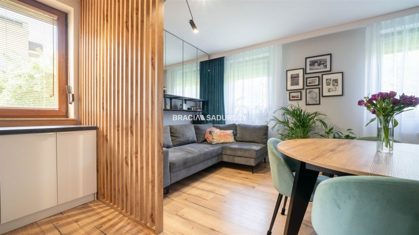 3 pokoje, balkon, wysoki standard, klimatyzacja miniaturka 24