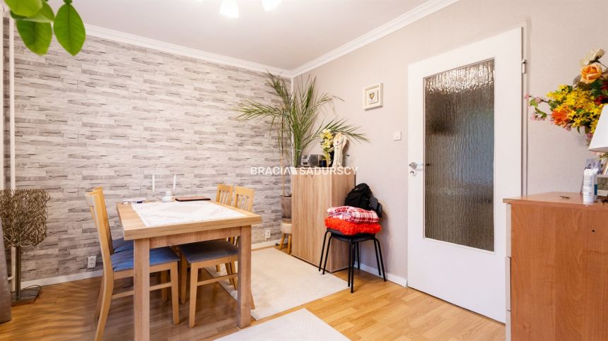 5 pokoi, balkon, zielona okolica – Kurdwanów miniaturka 13