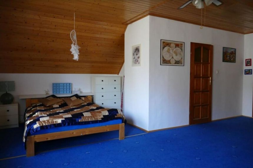 Całoroczny dom z garażem– 113 m², działka 585 m². - zdjęcie 1