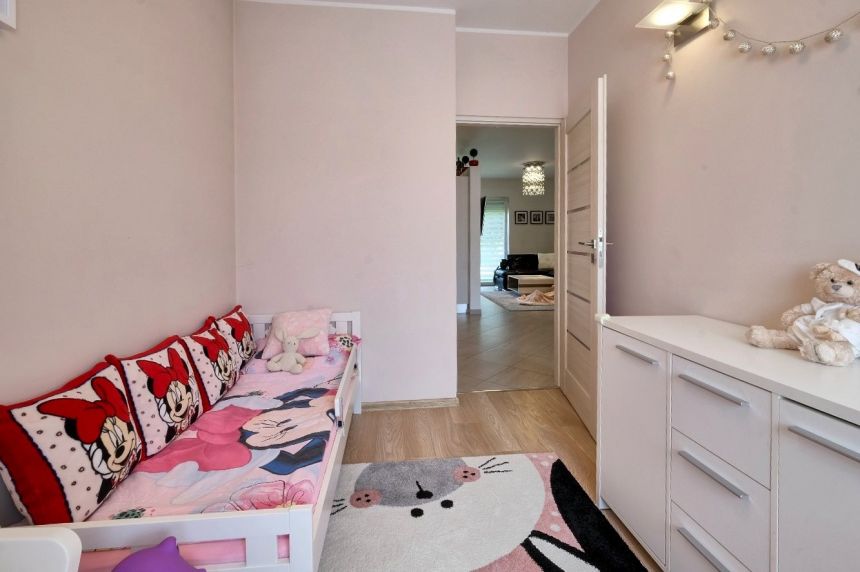 Bezczynszowe, z ogródkiem 150 m2 i garażem 17 m2 miniaturka 12