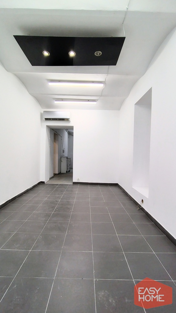 Lokal handlowo - biurowy w centrum Wildy. miniaturka 3