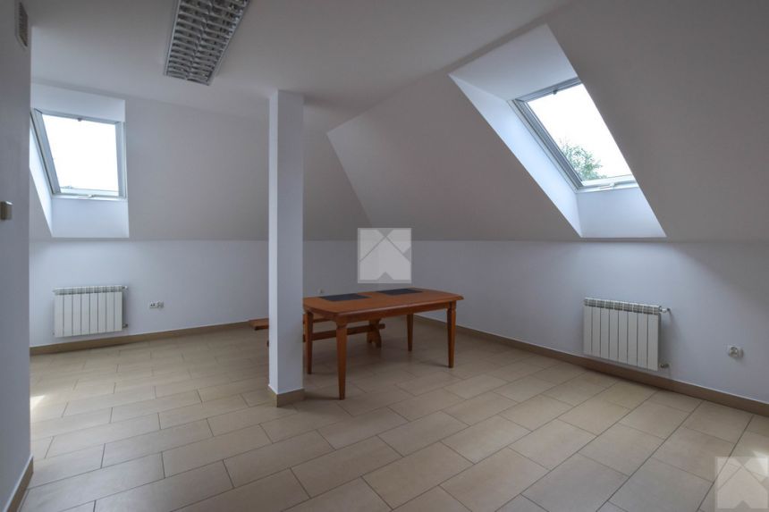 Roźwienica - budynek do wynajęcia miniaturka 14