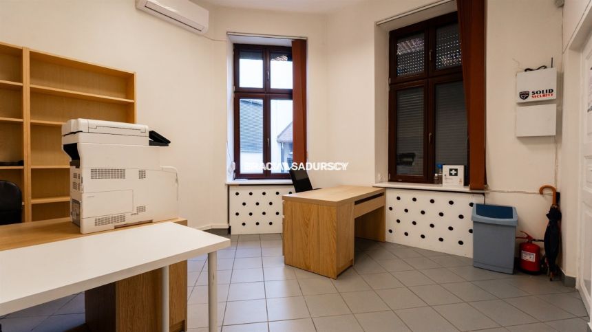 Lokal - ul. Floriańska - w oficynie kamienicy. miniaturka 9
