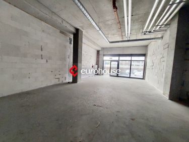 Lokal handlowo-usługowy 114m2