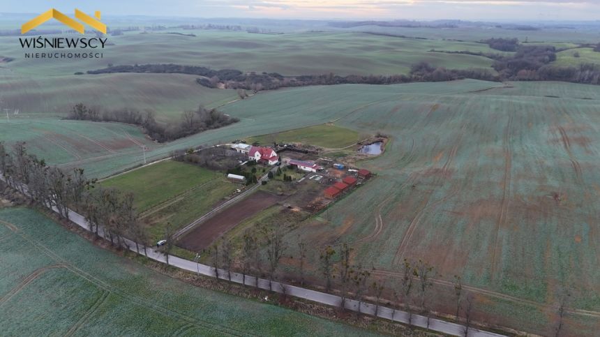 Urokliwe gospodarstwo agroturystyczne z domem miniaturka 2