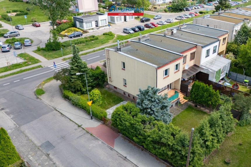 Dom w Pile na Osiedlu Górnym, skrajny szereg miniaturka 4