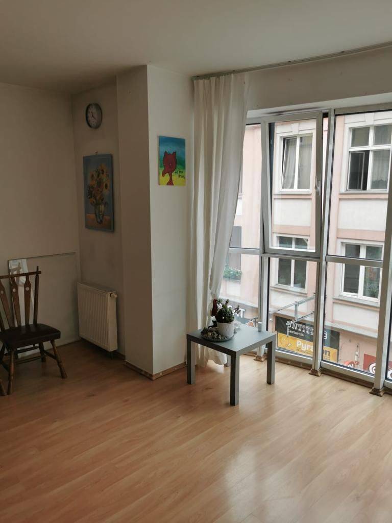 Atrakcyjne mieszkanie na poznańskim deptaku. miniaturka 3