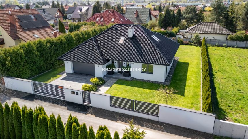 Dom w wysokim standardzie do zamieszkania-Kokotów miniaturka 2